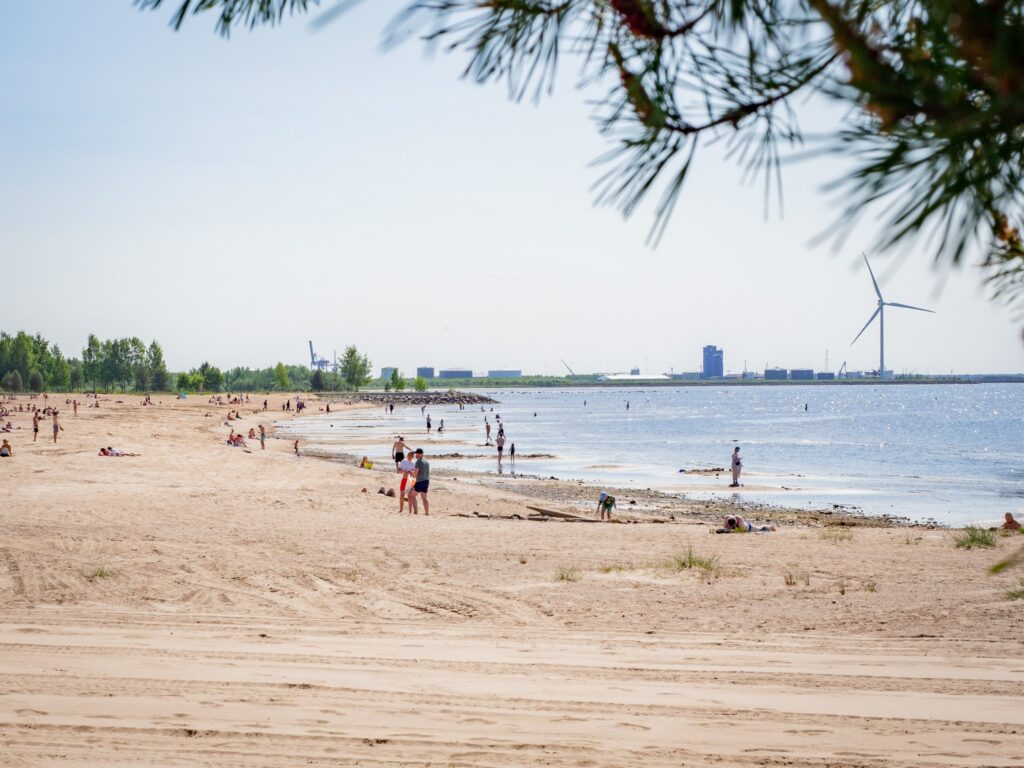 Nallikarin uimaranta on suosittu kesäkohde
